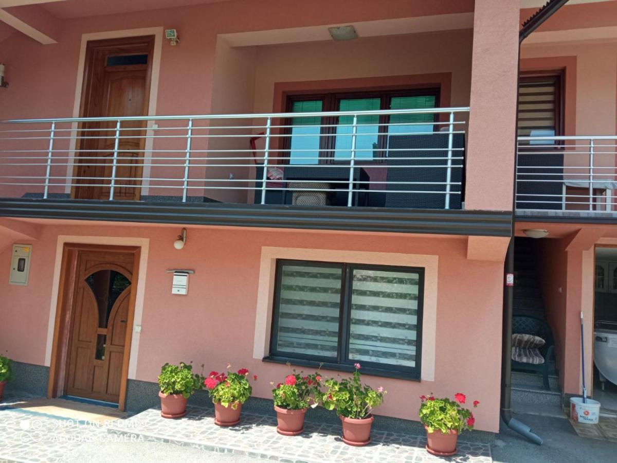 Guest House Ahmo Halilcevic Dubrave Gornje Экстерьер фото